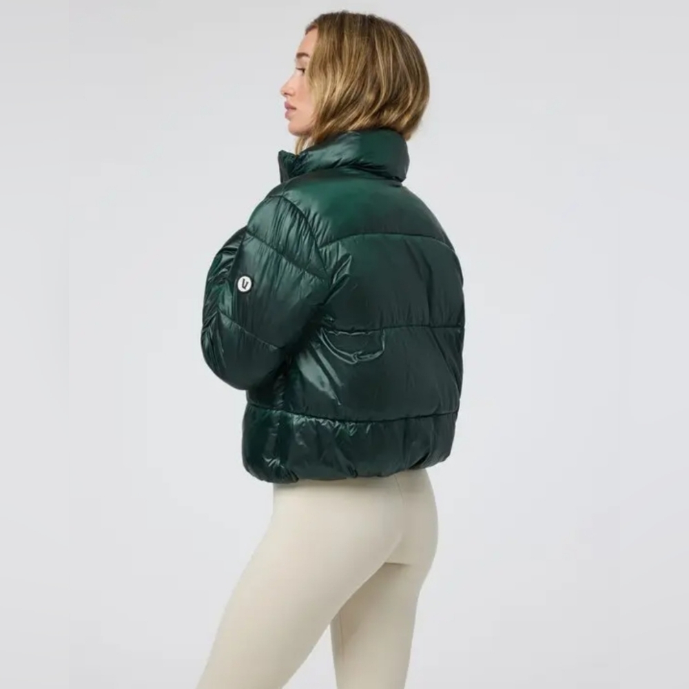 Vuori Hudson Insulated Shine Jacket In Aspen Green Size XS - Picture 13 of 14
